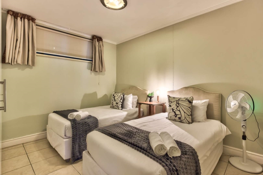 To Let 2 Bedroom Property for Rent in De Waterkant Western Cape